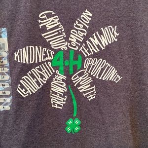 COPY - NWT Youth 4-H 🍀 flower pattern t-shirt variety of sizes